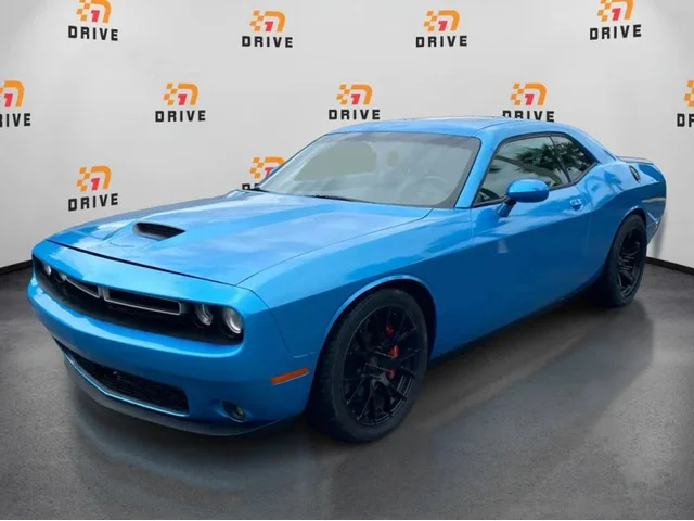 SEMINUEVOS DODGE Challenger a Estados en autogozo