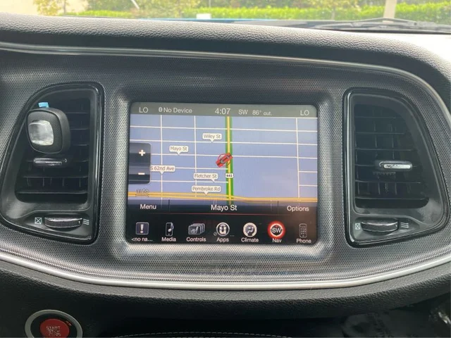 SEMINUEVOS DODGE Challenger a Estados en autogozo