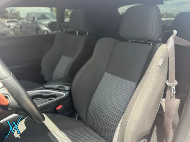 SEMINUEVOS DODGE Challenger a Estados en autogozo