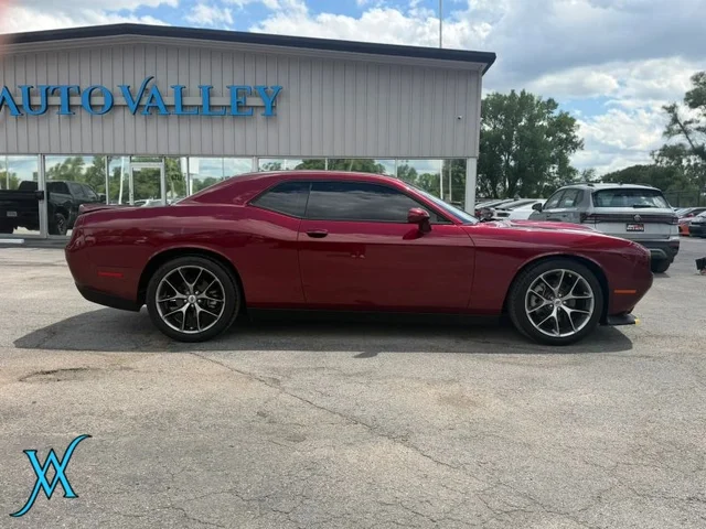 SEMINUEVOS DODGE Challenger a Estados en autogozo