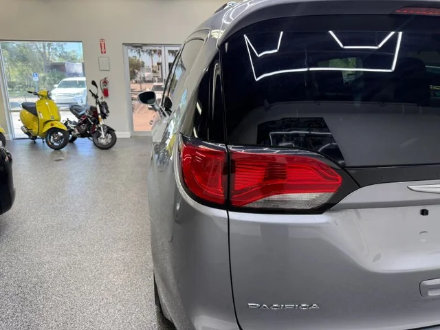 SEMINUEVOS CHRYSLER Pacifica a Estados en autogozo