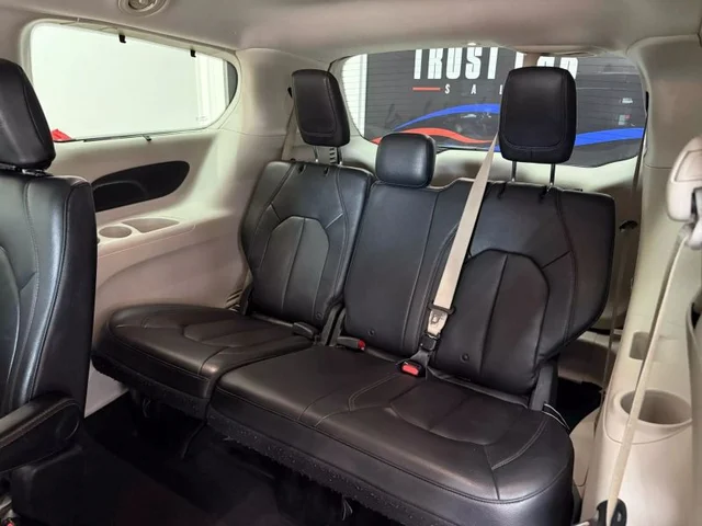 SEMINUEVOS CHRYSLER Pacifica a Estados en autogozo