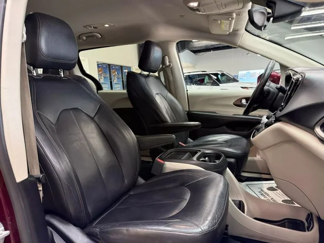SEMINUEVOS CHRYSLER Pacifica a Estados en autogozo