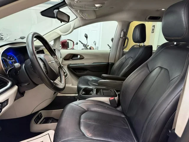 SEMINUEVOS CHRYSLER Pacifica a Estados en autogozo