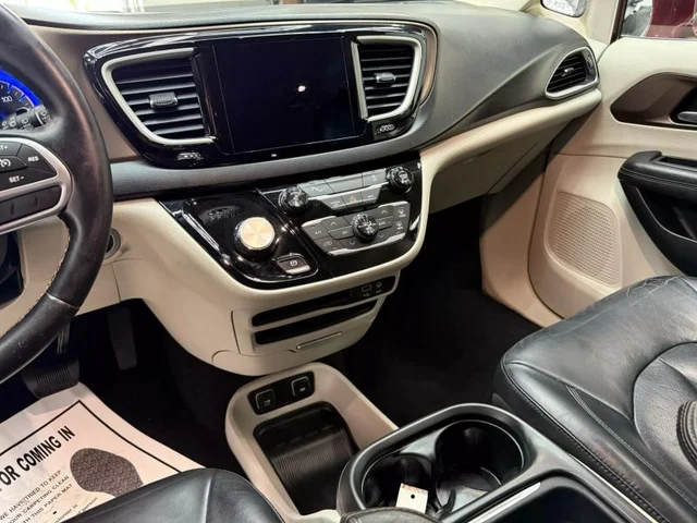 SEMINUEVOS CHRYSLER Pacifica a Estados en autogozo