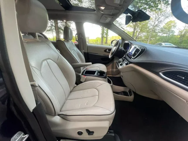 SEMINUEVOS CHRYSLER Pacifica a Estados en autogozo