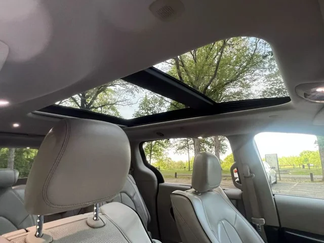 SEMINUEVOS CHRYSLER Pacifica a Estados en autogozo