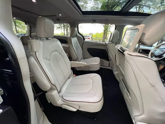 SEMINUEVOS CHRYSLER Pacifica a Estados en autogozo