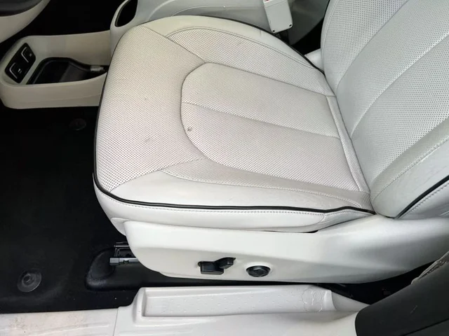 SEMINUEVOS CHRYSLER Pacifica a Estados en autogozo