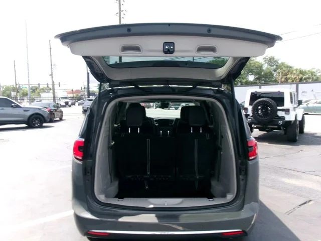 SEMINUEVOS CHRYSLER Pacifica Hybrid a Estados en autogozo