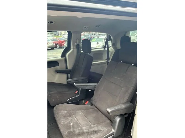 SEMINUEVOS DODGE Grand Caravan Passenger a Estados en autogozo