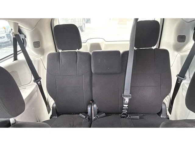 SEMINUEVOS DODGE Grand Caravan Passenger a Estados en autogozo