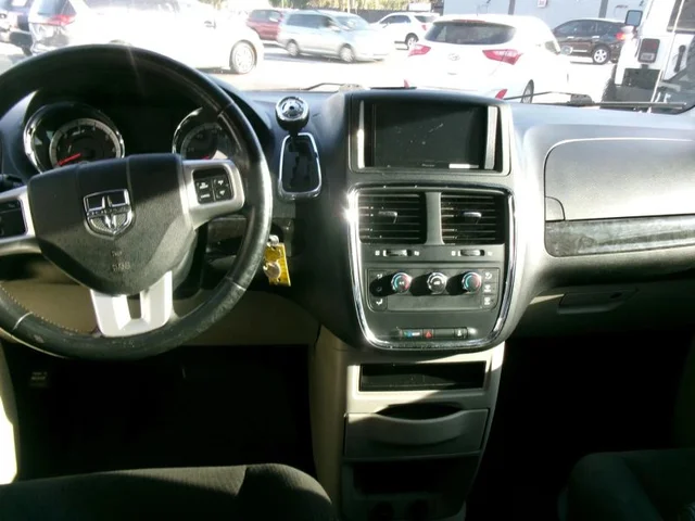 SEMINUEVOS DODGE Grand Caravan Passenger a Estados en autogozo