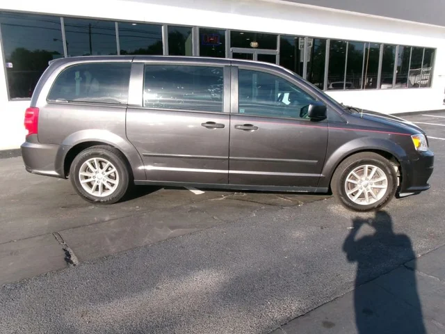 SEMINUEVOS DODGE Grand Caravan Passenger a Estados en autogozo