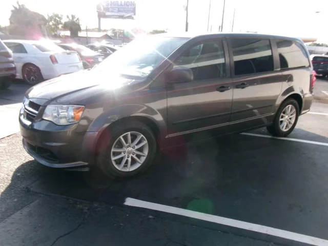 SEMINUEVOS DODGE Grand Caravan Passenger a Estados en autogozo