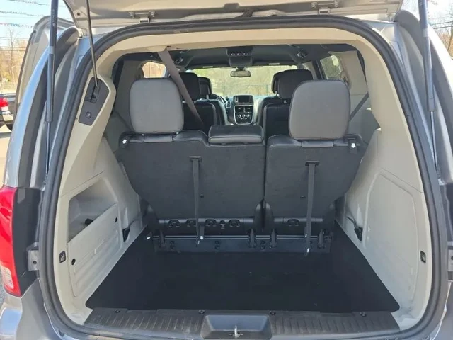 SEMINUEVOS DODGE Grand Caravan Passenger a Estados en autogozo