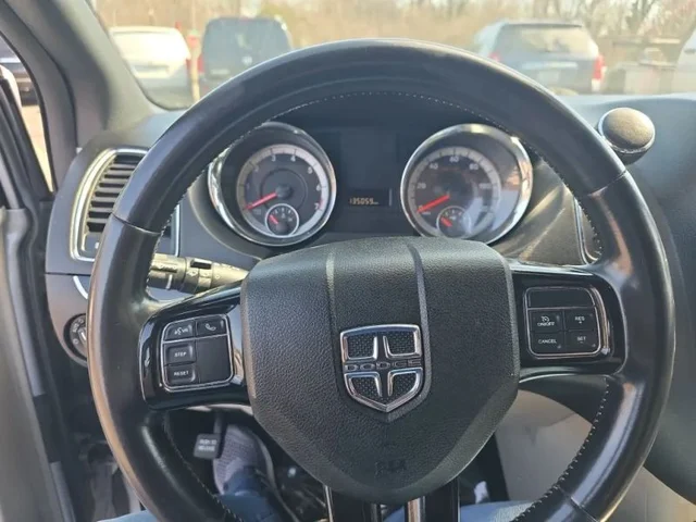 SEMINUEVOS DODGE Grand Caravan Passenger a Estados en autogozo