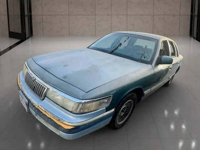 SEMINUEVOS MERCURY Grand Marquis a Estados en autogozo