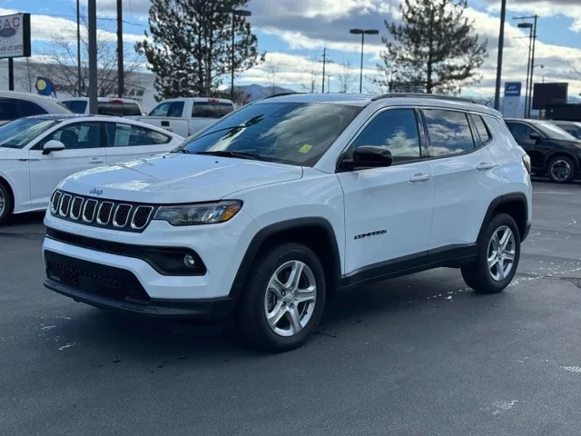 SEMINUEVOS JEEP Compass a Estados en autogozo