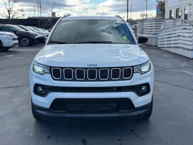 SEMINUEVOS JEEP Compass a Estados en autogozo