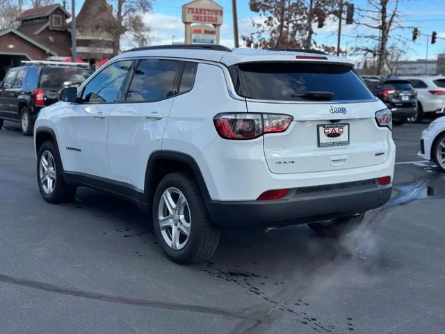 SEMINUEVOS JEEP Compass a Estados en autogozo
