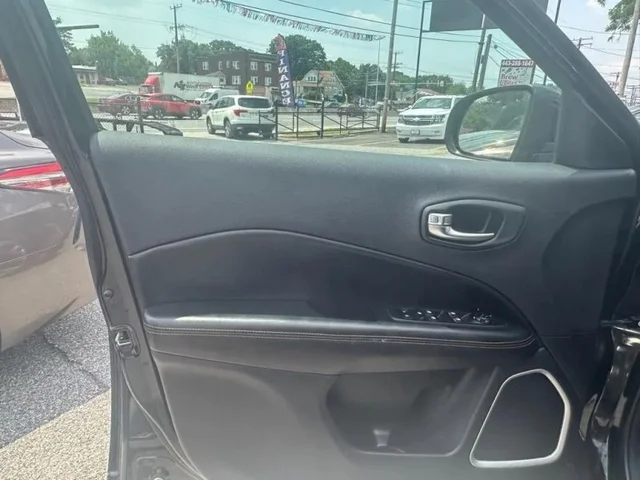 SEMINUEVOS JEEP Compass a Estados en autogozo