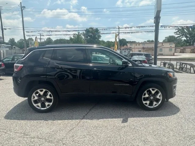 SEMINUEVOS JEEP Compass a Estados en autogozo