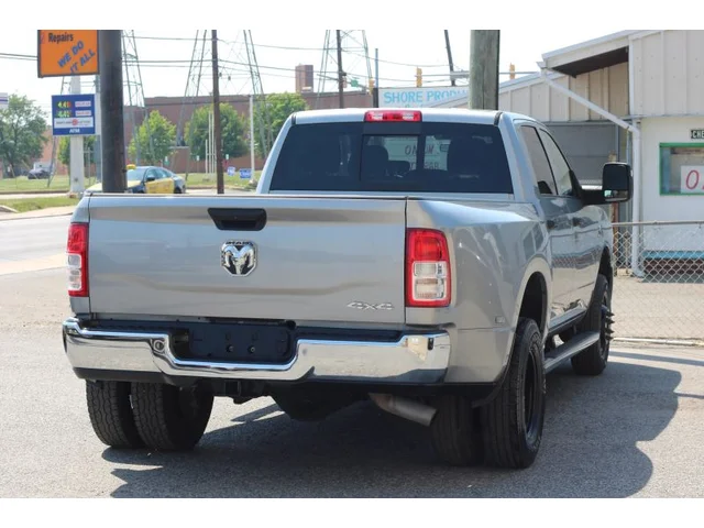 SEMINUEVOS RAM 3500 Crew Cab a Estados en autogozo