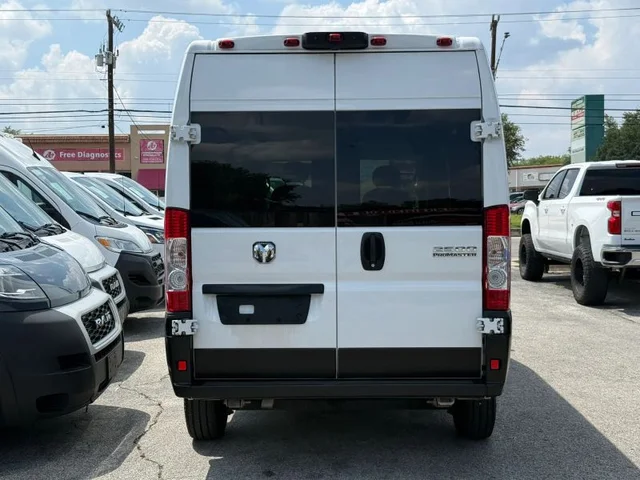 SEMINUEVOS RAM ProMaster Cargo Van a Estados en autogozo