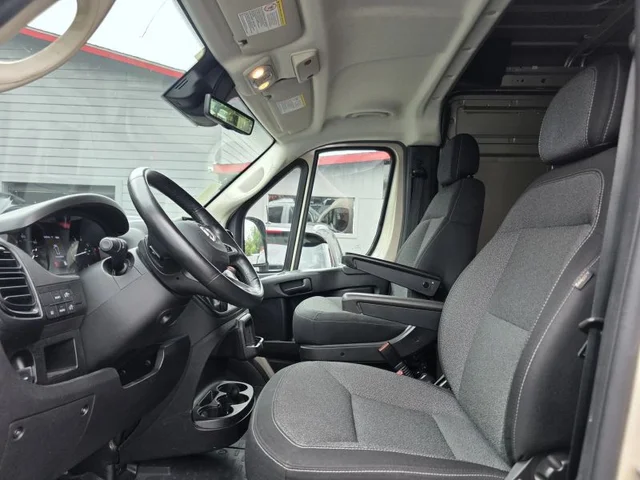 SEMINUEVOS RAM ProMaster Cargo Van a Estados en autogozo