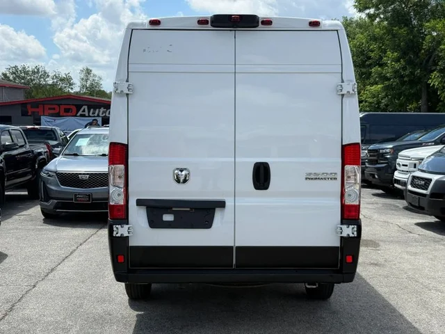 SEMINUEVOS RAM ProMaster Cargo Van a Estados en autogozo