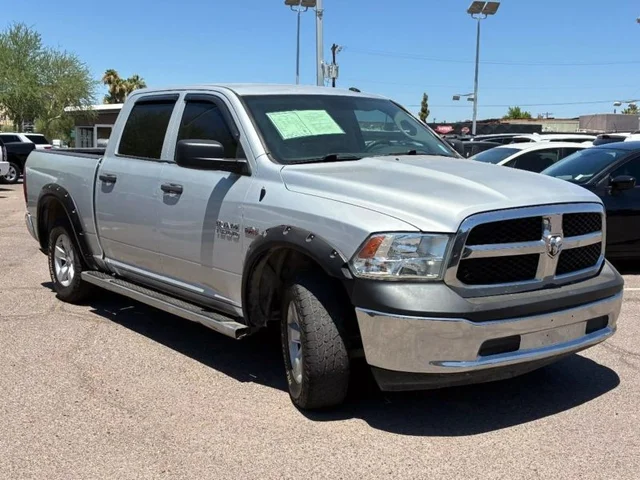 SEMINUEVOS RAM 1500 Crew Cab at Prime Dealer LLC in Mesa