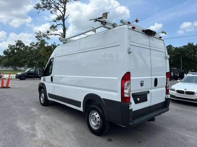 SEMINUEVOS RAM ProMaster Cargo Van a Estados en autogozo