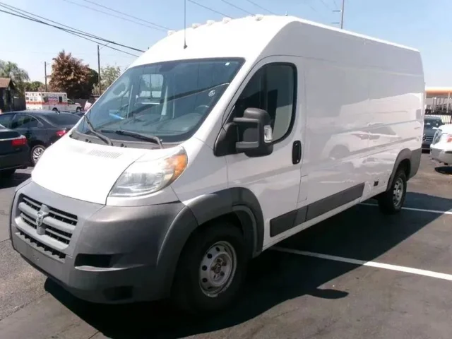 SEMINUEVOS RAM ProMaster Cargo Van a Estados en autogozo