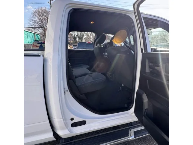 SEMINUEVOS RAM 2500 Crew Cab a Estados en autogozo