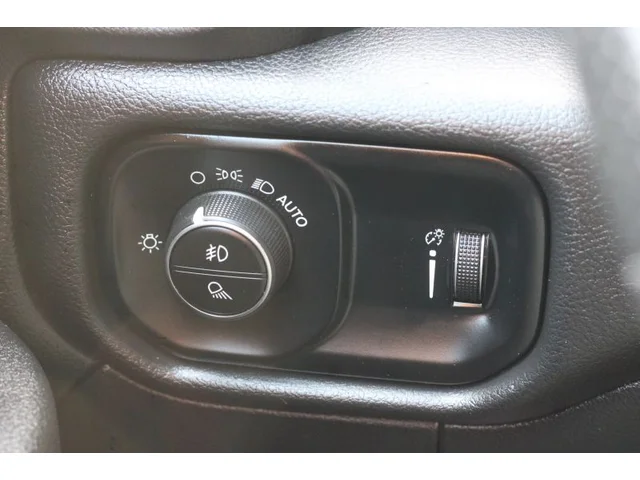 SEMINUEVOS RAM 2500 Crew Cab a Estados en autogozo