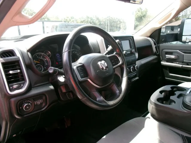 SEMINUEVOS RAM 2500 Crew Cab a Estados en autogozo