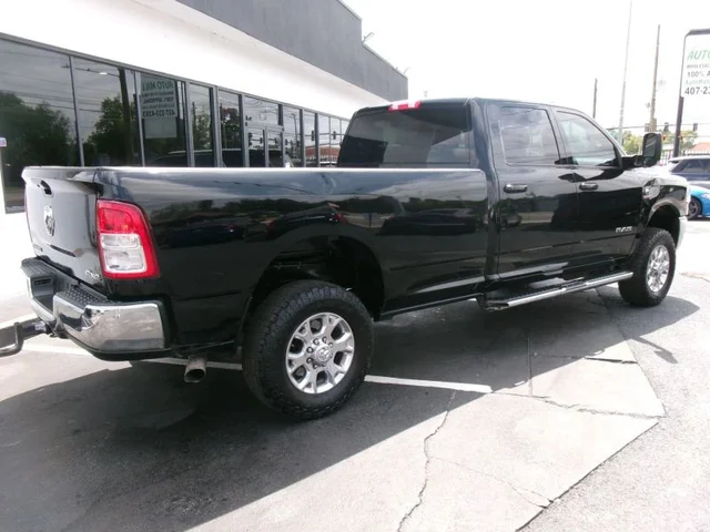SEMINUEVOS RAM 2500 Crew Cab a Estados en autogozo