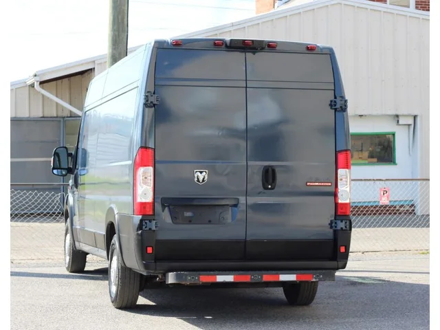 SEMINUEVOS RAM ProMaster Cargo Van a Estados en autogozo