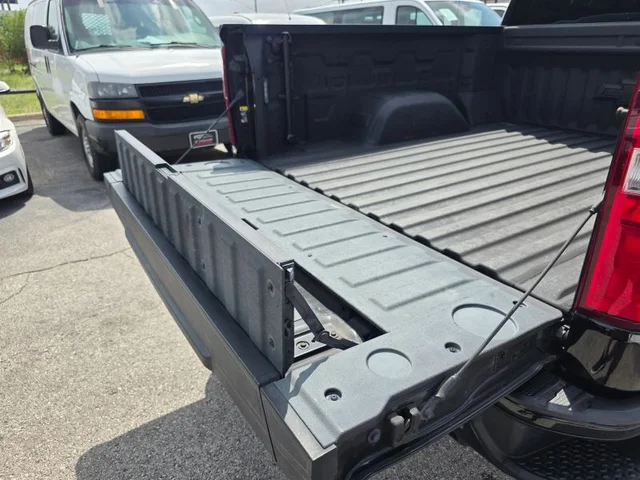 SEMINUEVOS CHEVROLET Silverado 1500 Crew Cab a Estados en autogozo