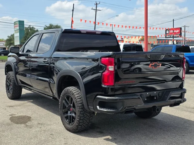 SEMINUEVOS CHEVROLET Silverado 1500 Crew Cab a Estados en autogozo