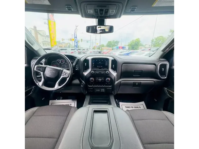 SEMINUEVOS CHEVROLET Silverado 1500 Crew Cab a Estados en autogozo