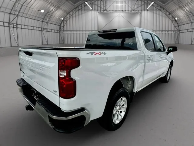 SEMINUEVOS CHEVROLET Silverado 1500 Crew Cab a Estados en autogozo