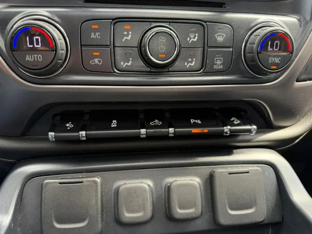 SEMINUEVOS GMC Sierra 1500 Crew Cab a Estados en autogozo