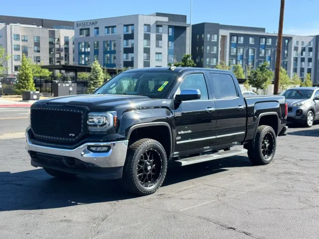 SEMINUEVOS GMC Sierra 1500 Crew Cab a Estados en autogozo