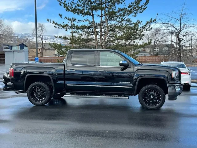 SEMINUEVOS GMC Sierra 1500 Crew Cab a Estados en autogozo
