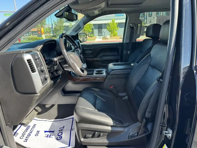 SEMINUEVOS GMC Sierra 1500 Crew Cab a Estados en autogozo