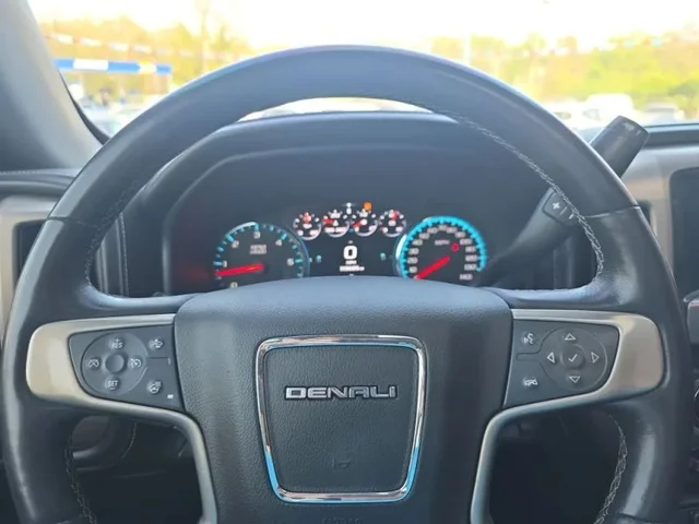 SEMINUEVOS GMC Sierra 1500 Crew Cab a Estados en autogozo