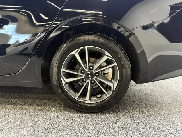 SEMINUEVOS KIA Forte a Estados en autogozo