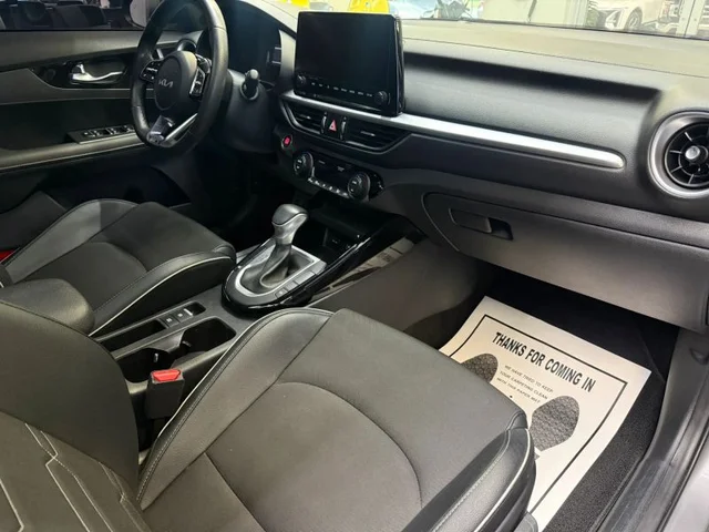 SEMINUEVOS KIA Forte a Estados en autogozo